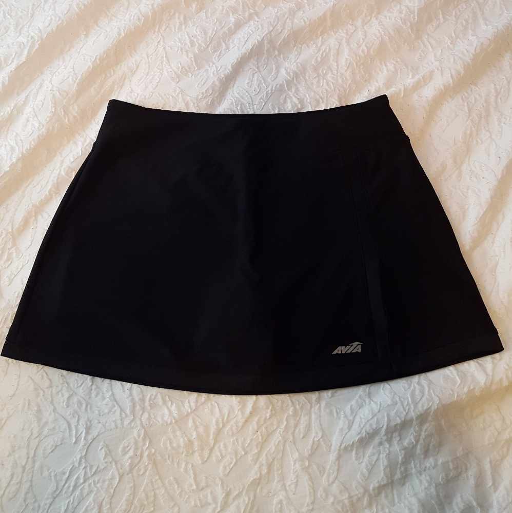Avia skort